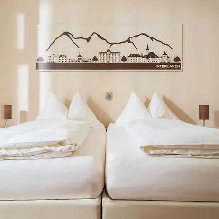 Jungfrau Annex Alpine-inn Hotell 3*