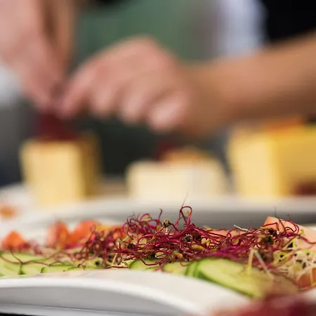 Hotell Jungfrau Annex Alpine-inn 3*