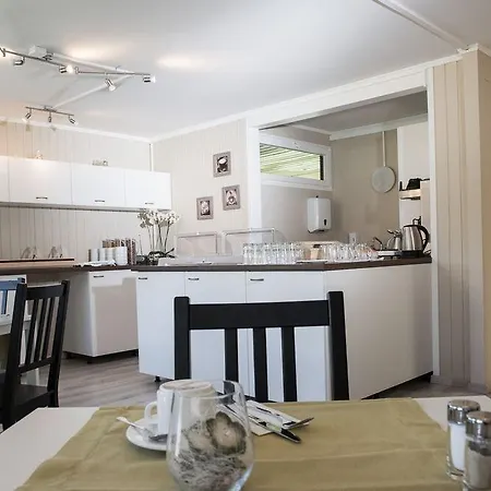 Jungfrau Annex Alpine-inn Hotell 3*