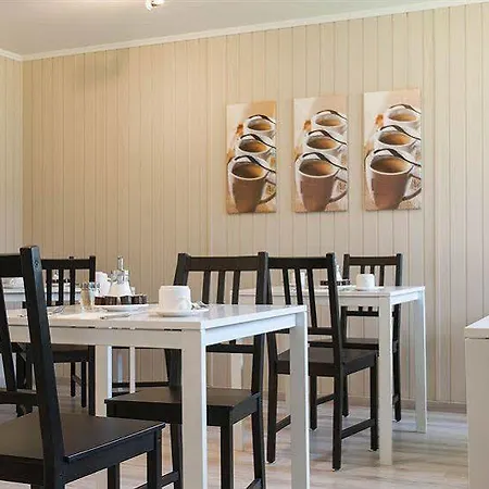 Hotell Jungfrau Annex Alpine-inn 3*