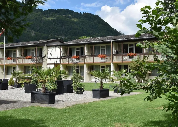 Hotel Jungfrau Annex Alpine-inn 3*