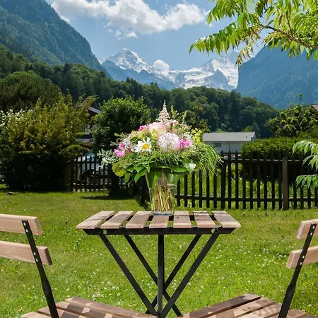 Hotel Jungfrau Annex Alpine-inn 3*